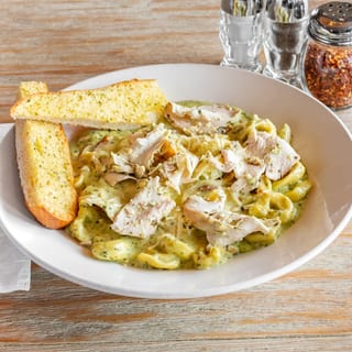 Tortellini Pesto with Chicken