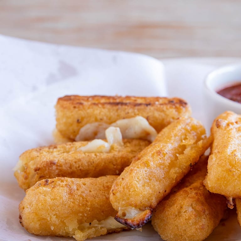 Mozzarella Sticks That Melt in Your Mouth