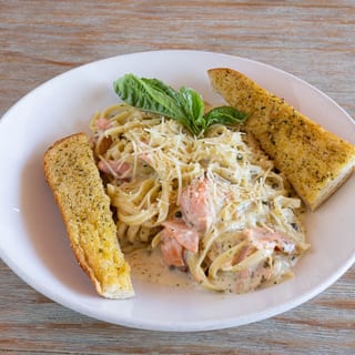 Smoked Salmon Fettuccine